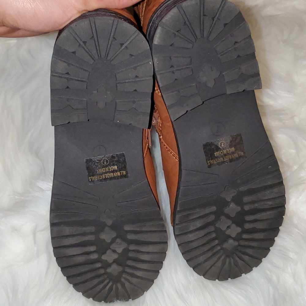 New with box Boots 👢 - Picture 4 of 6